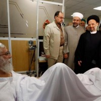 عيادة العلماء والشخصيات للإمام الخامنئي حفظه الله في المستشفى